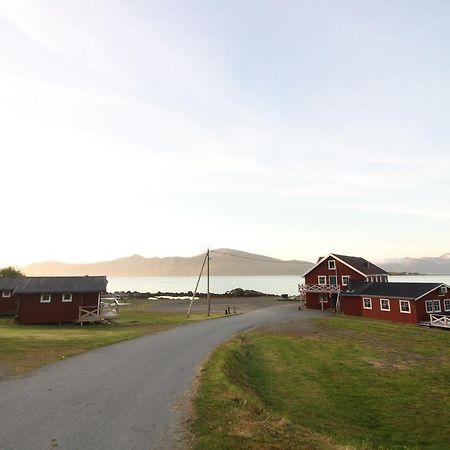 Toftenes Sjohuscamping Alsvåg Екстериор снимка