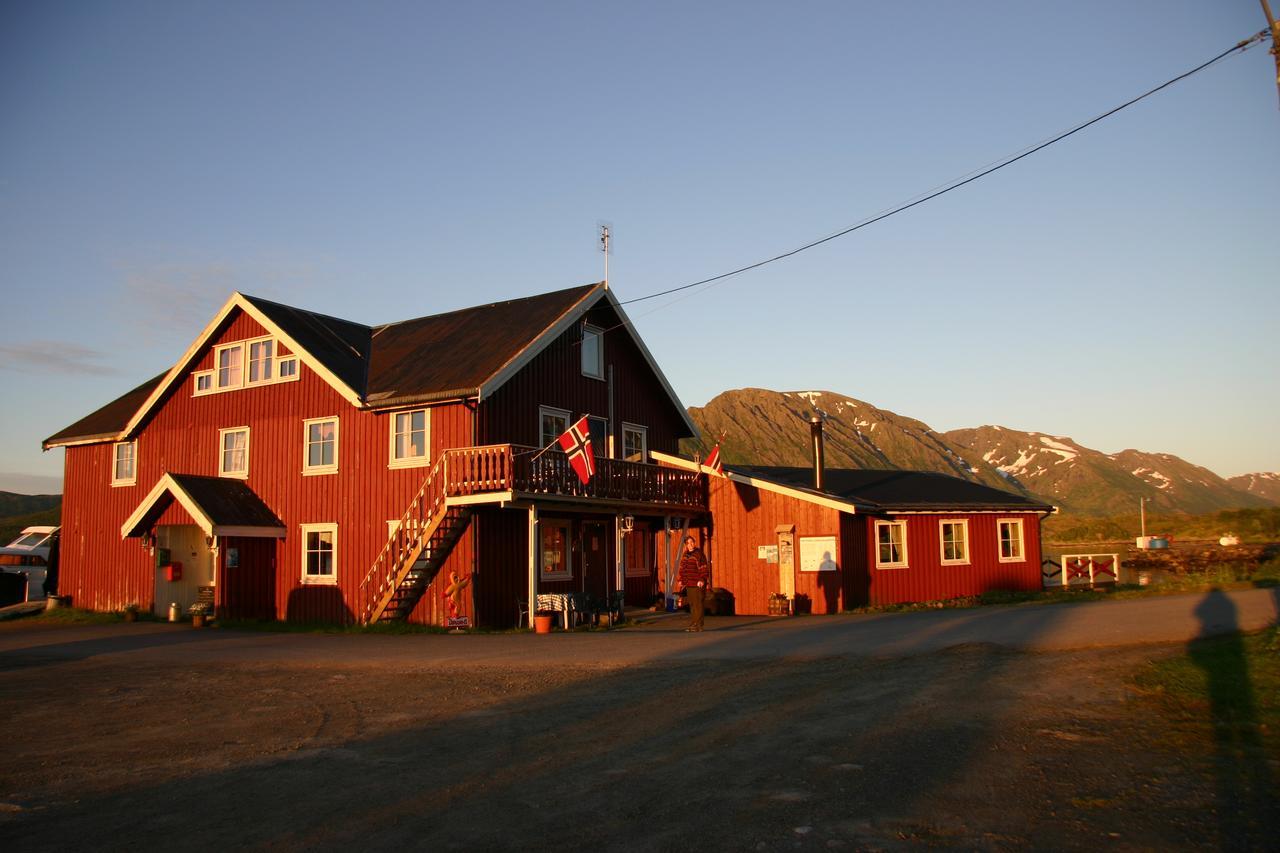 Toftenes Sjohuscamping Alsvåg Екстериор снимка