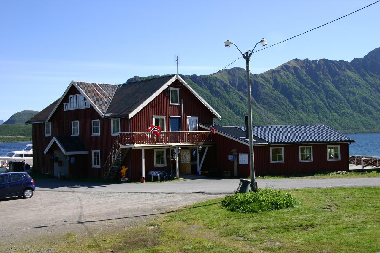 Toftenes Sjohuscamping Alsvåg Екстериор снимка